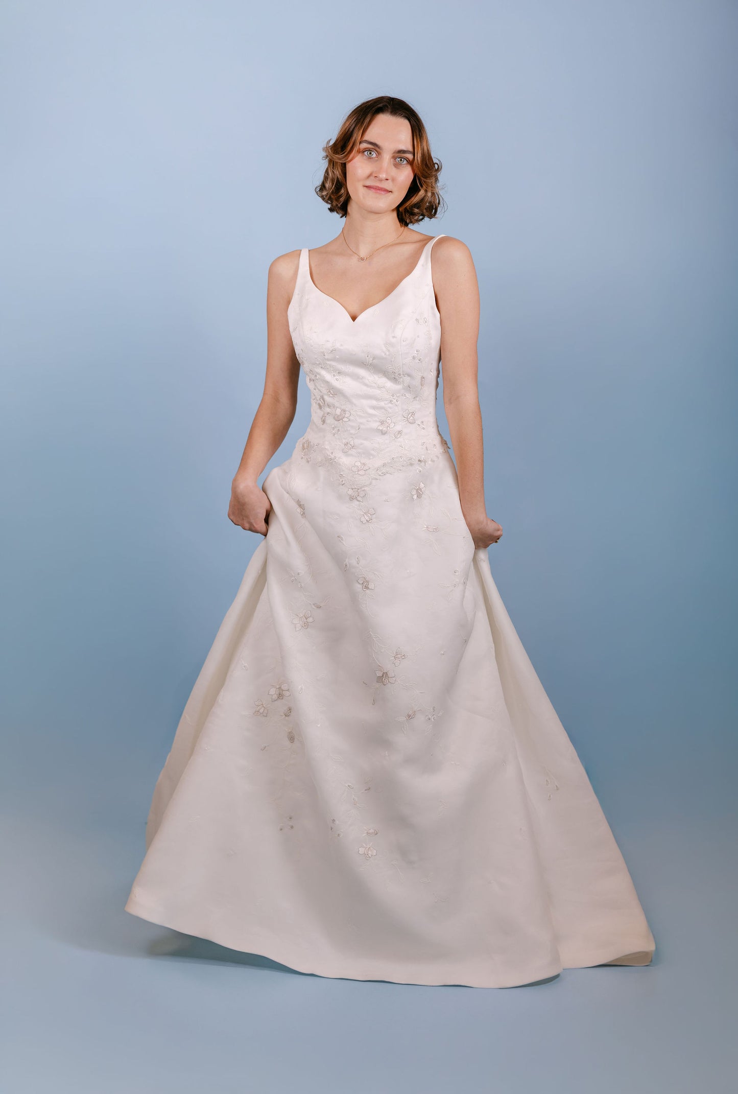 Monique: 2002 A-Line Gown, Cafe & White Florals