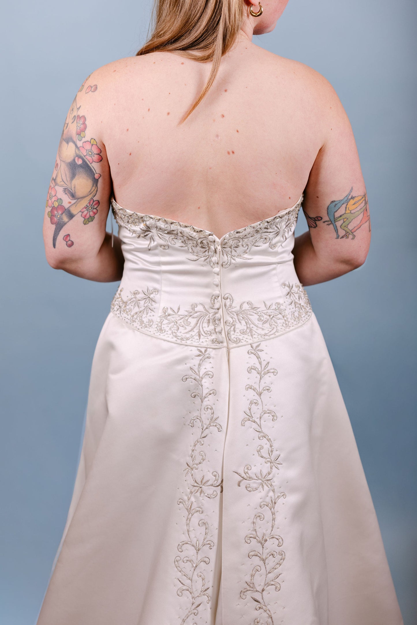 Herietta: Strapless, 2000s silver and gray stitching and beading around neckline and waist