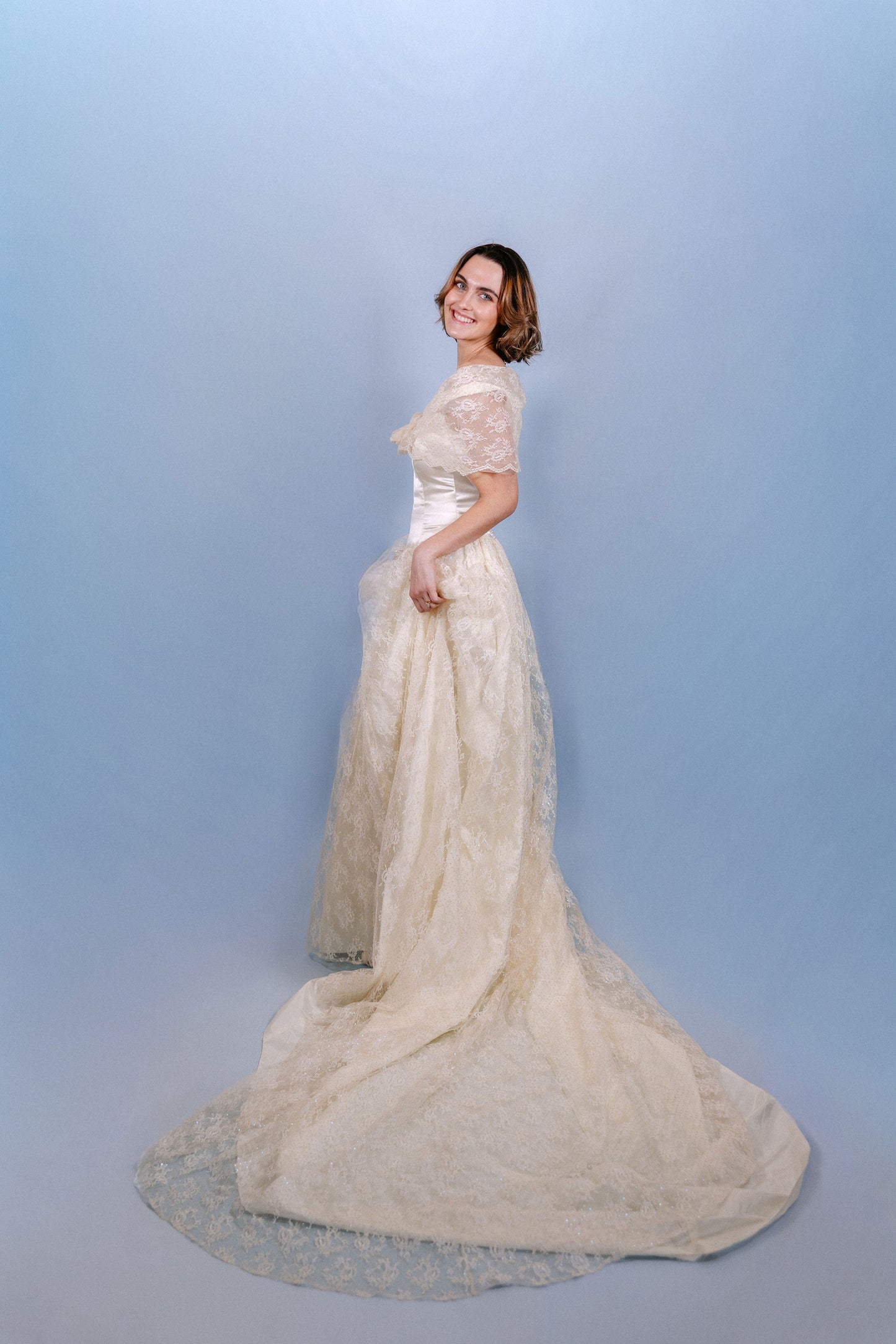 Colleen: 1960s Ivory Ballgown, Lace & Satin