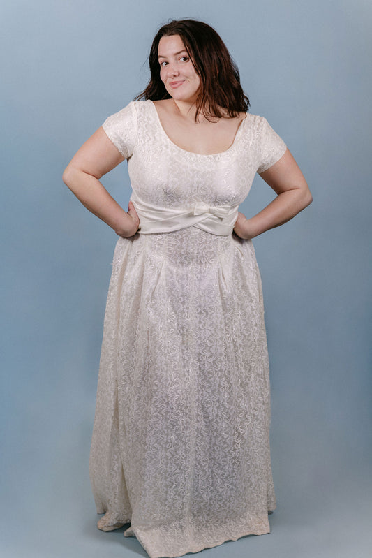 Eden: handmade, 1960s lace with bow back