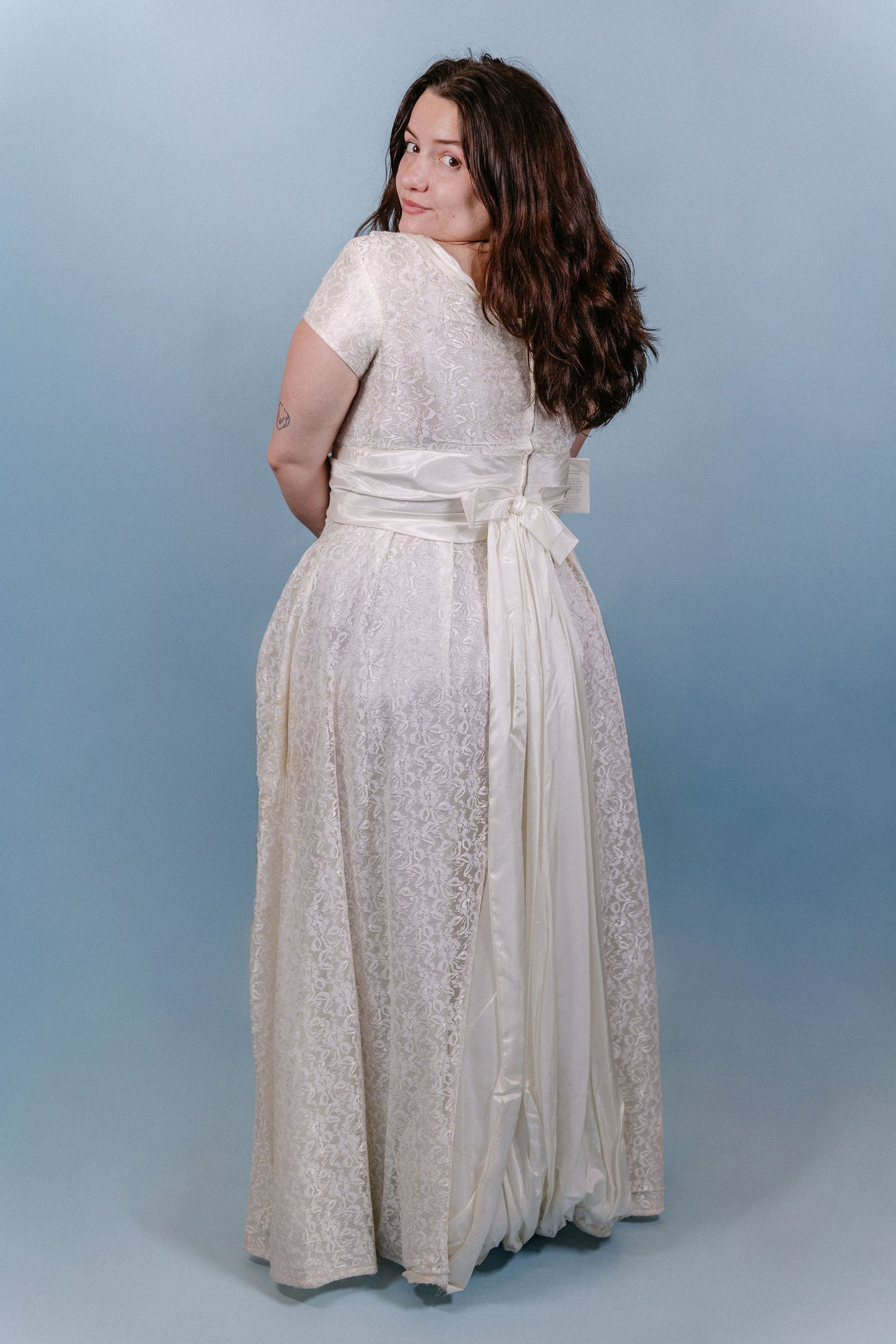 Eden: handmade, 1960s lace with bow back