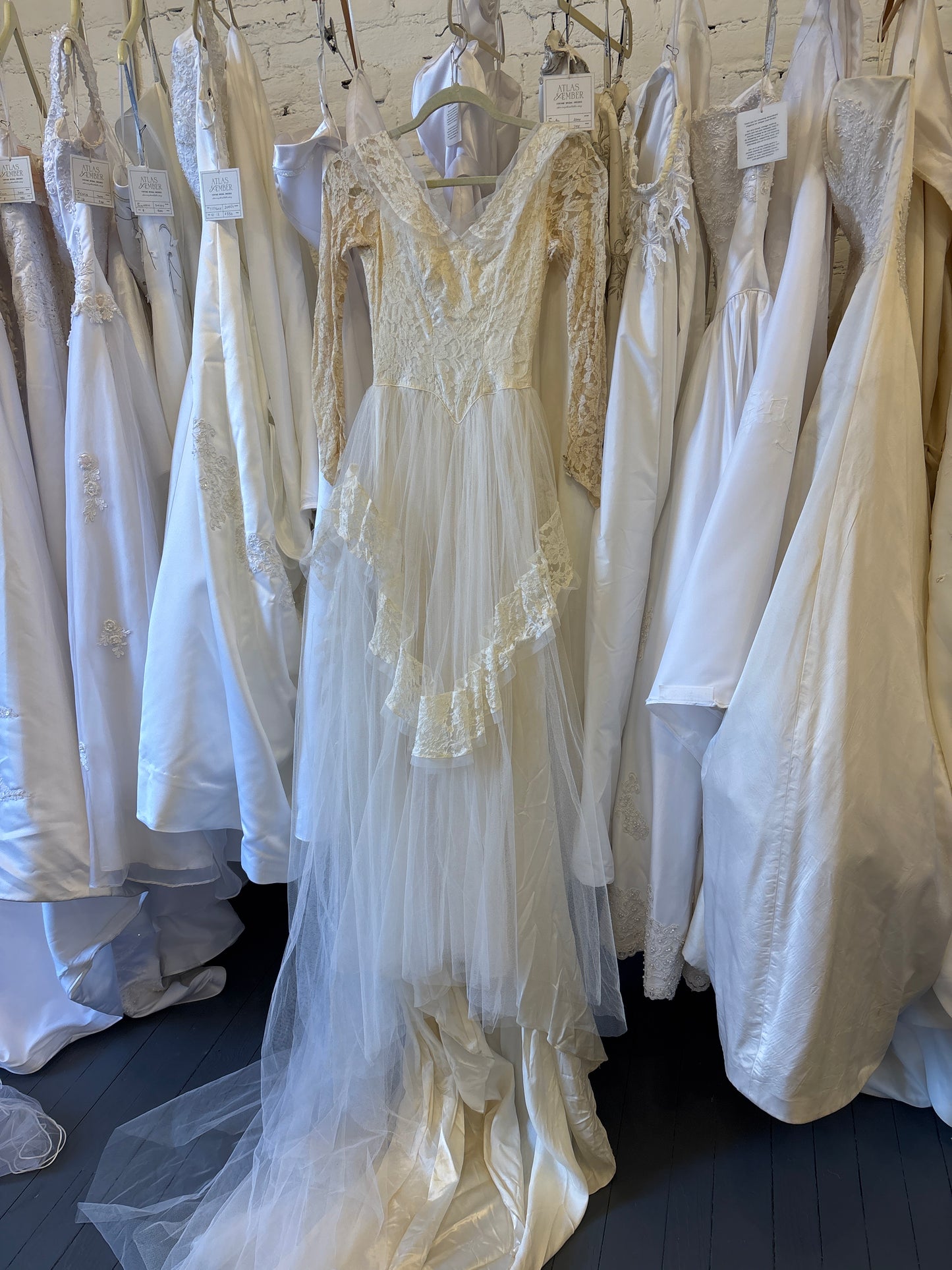 Jen: 1950s Lace LS Tiered Tulle Gown with Train