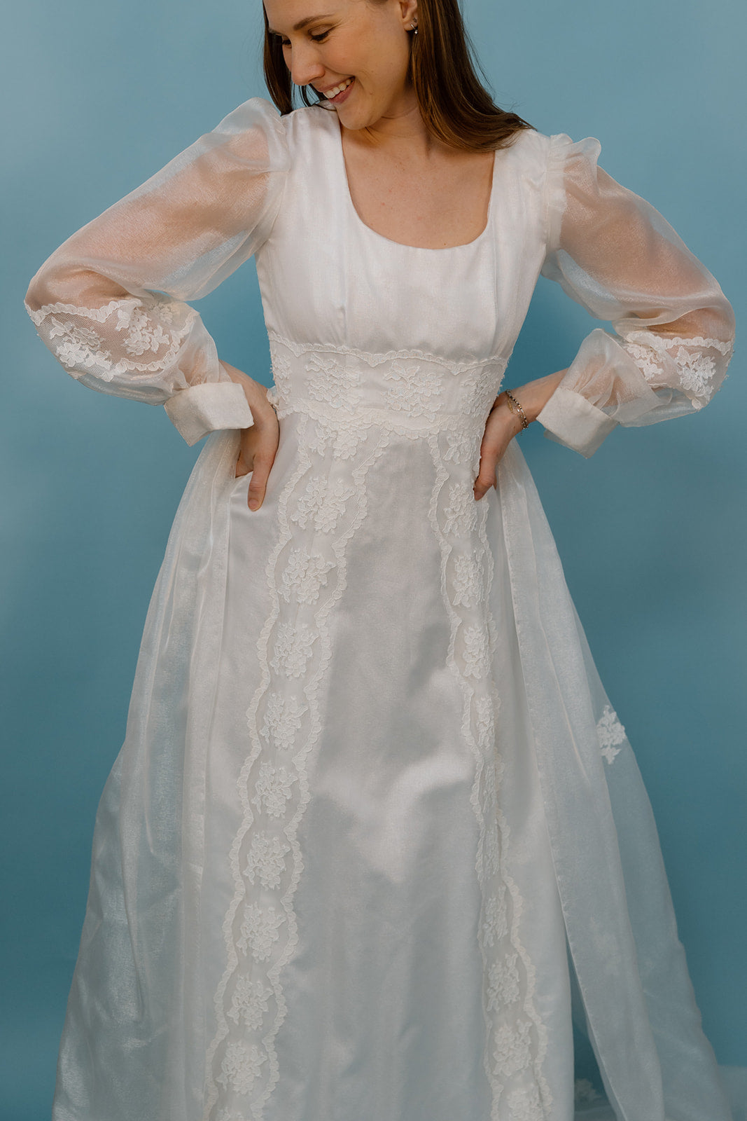 Lizzie: 1970s Iridescent Simple Dress with Detachable Train