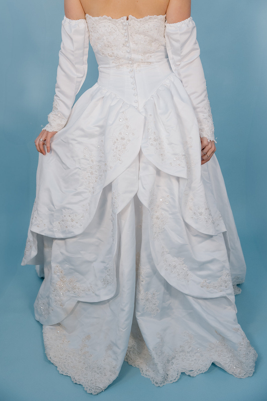 Cutter: White Strapless 2000s Ballgown