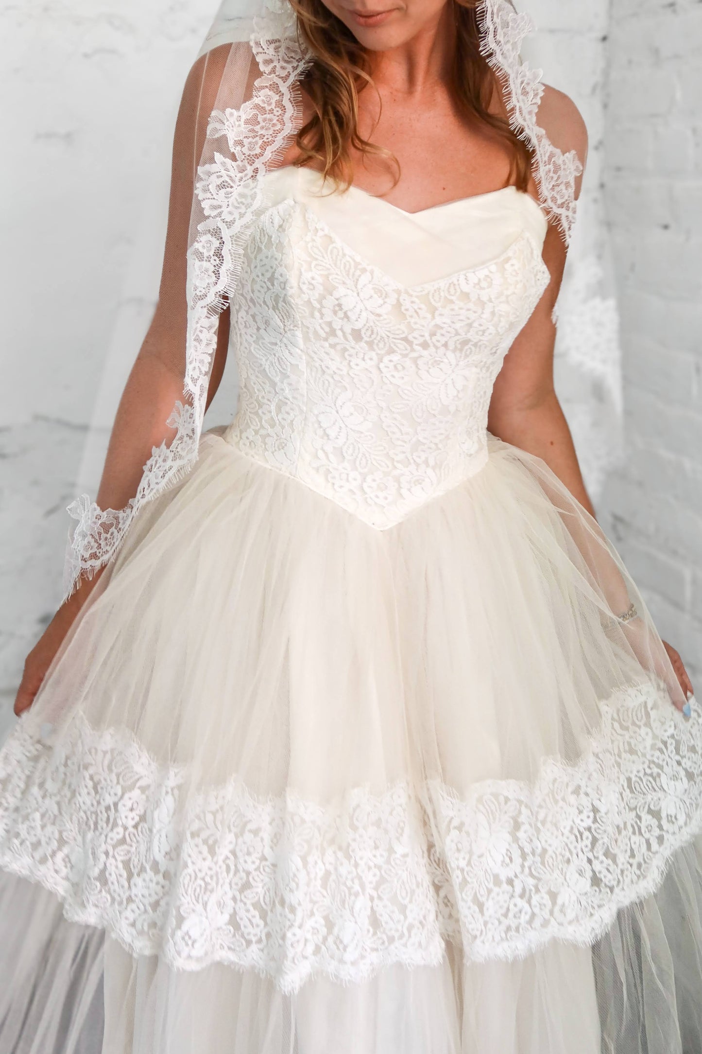 Jesse: 1960s Tea Length Tulle Layered Dress